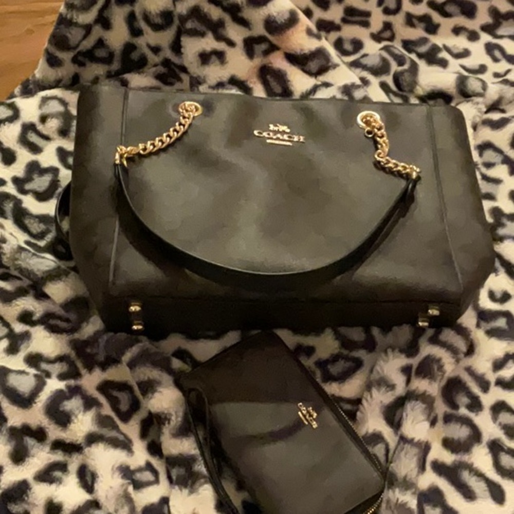 Coach Black Leather Women's Bag